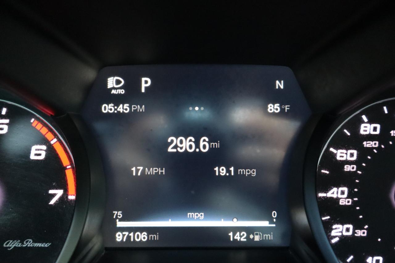 Alfa Romeo Giulia RWD 2017