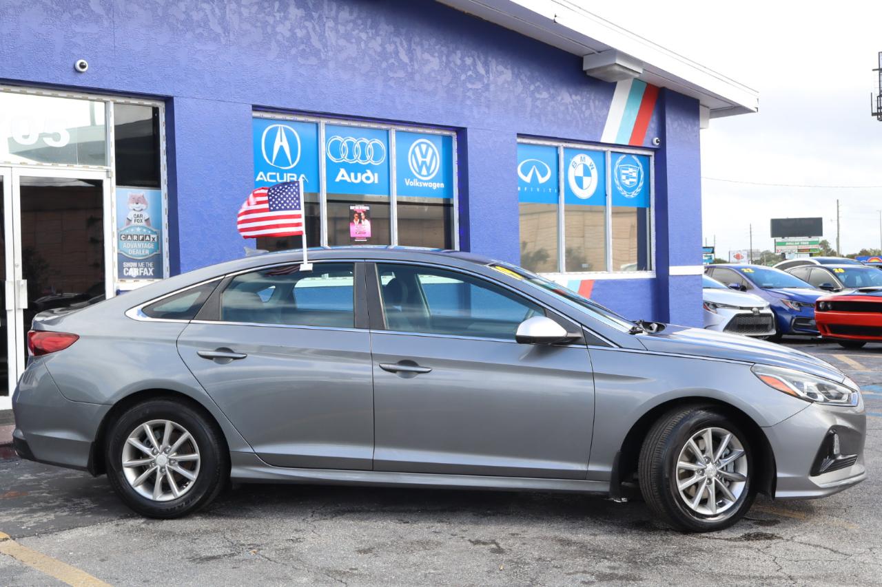 Hyundai Sonata SE 2.4L 2019
