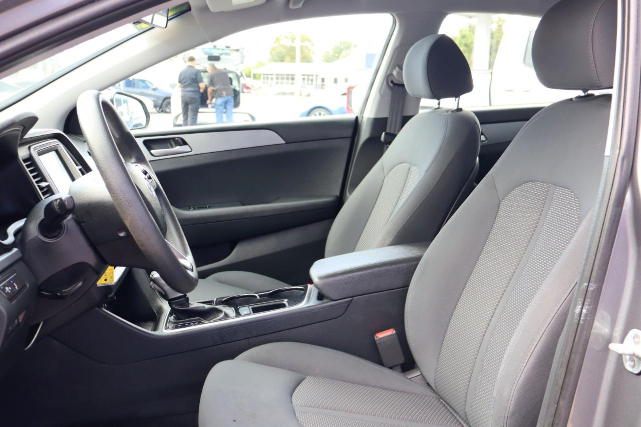 Hyundai Sonata SE 2.4L 2019