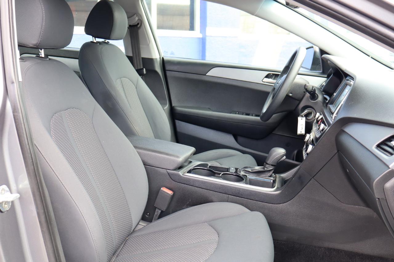 Hyundai Sonata SE 2.4L 2019