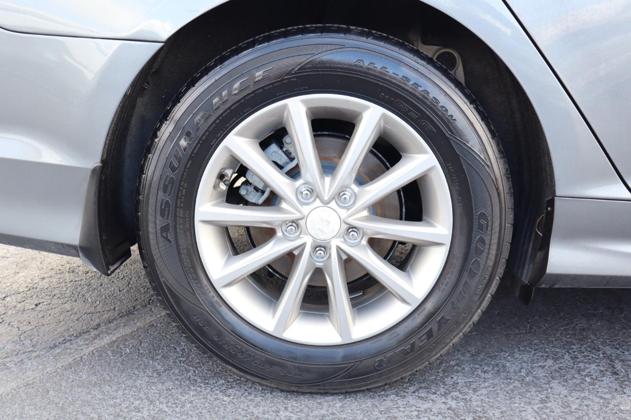 Hyundai Sonata SE 2.4L 2019