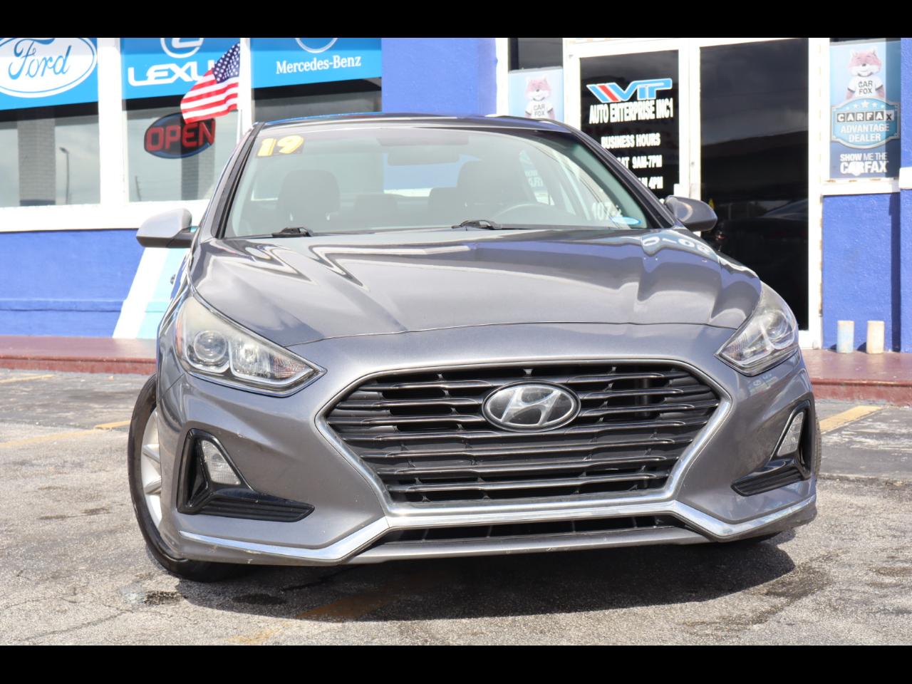 Hyundai Sonata SE 2.4L 2019
