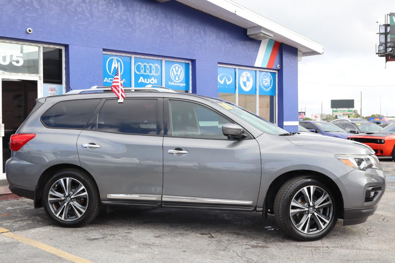 Nissan Pathfinder 4x4 Platinum 2018