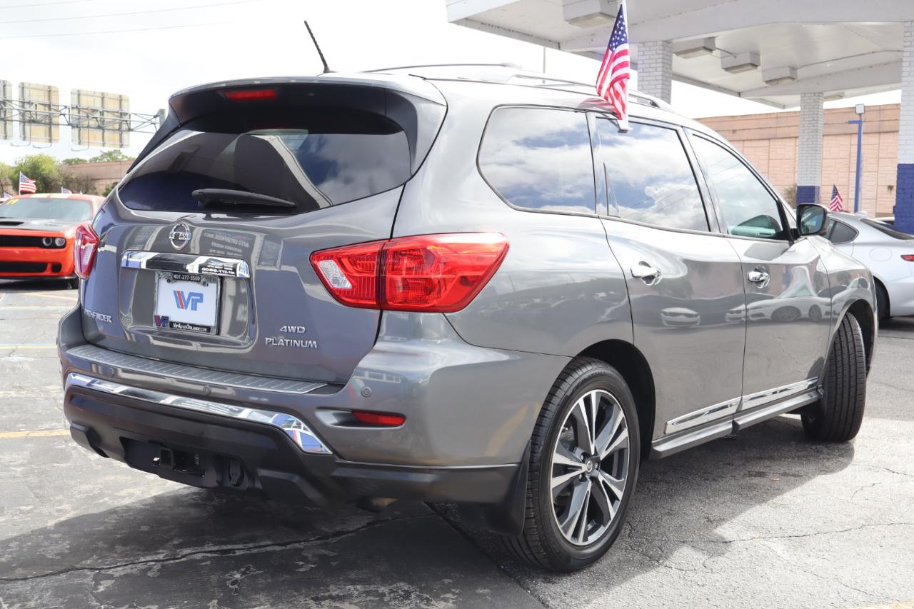 Nissan Pathfinder 4x4 Platinum 2018