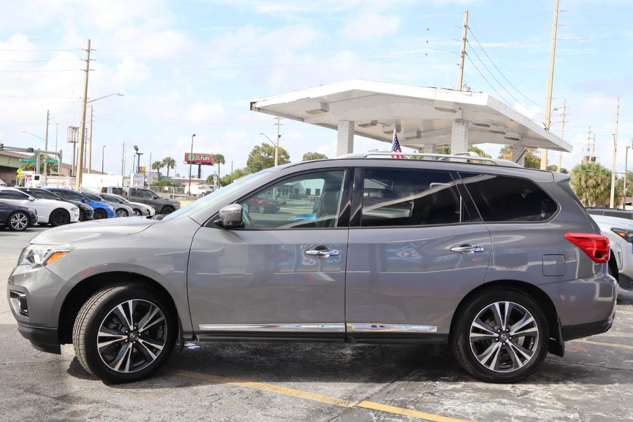 Nissan Pathfinder 4x4 Platinum 2018