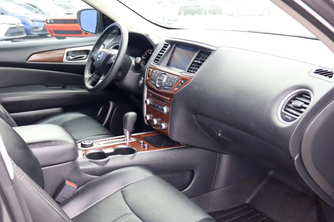 Nissan Pathfinder 4x4 Platinum 2018