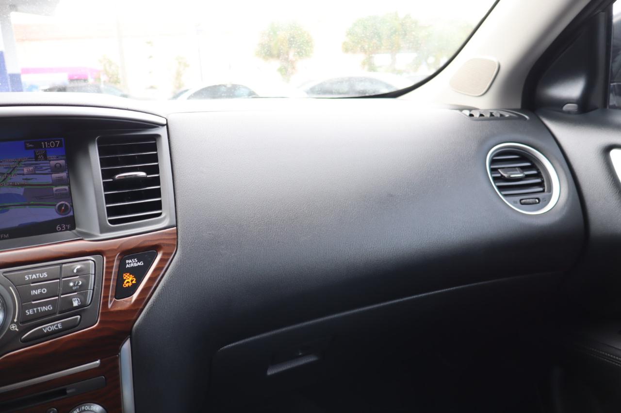 Nissan Pathfinder 4x4 Platinum 2018