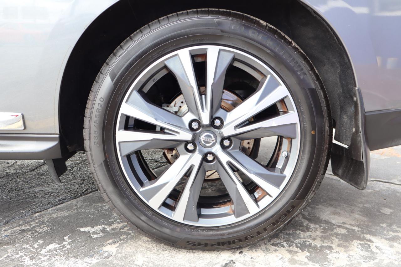 Nissan Pathfinder 4x4 Platinum 2018
