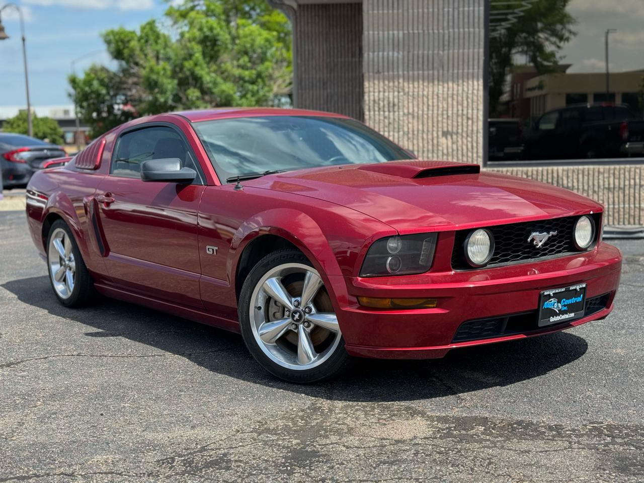 2007 Ford Mustang GT Deluxe's photo