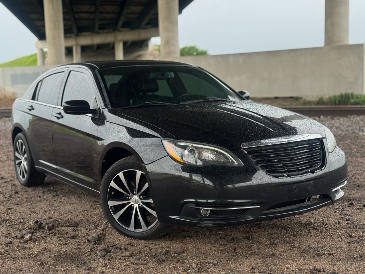 2013 Chrysler 200 LIMITED