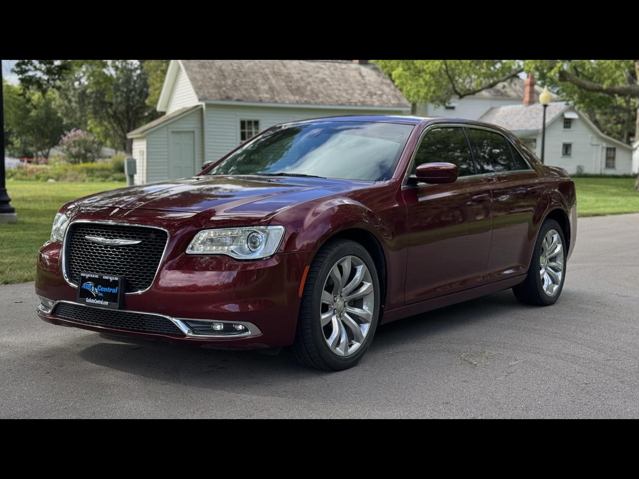 2018 Chrysler 300 TOURING