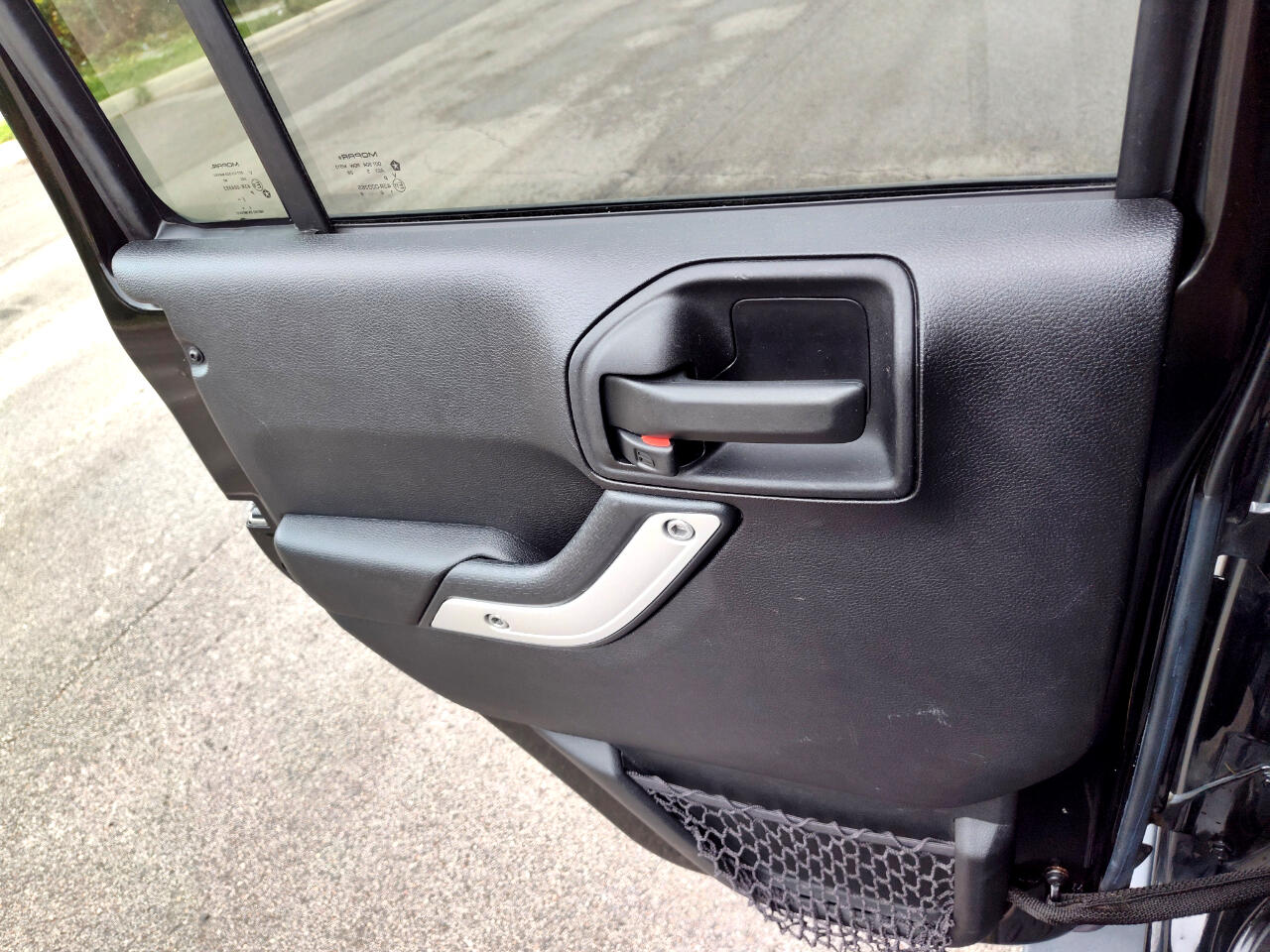 Jeep Wrangler Unlimited 4WD 4dr Sahara 2016