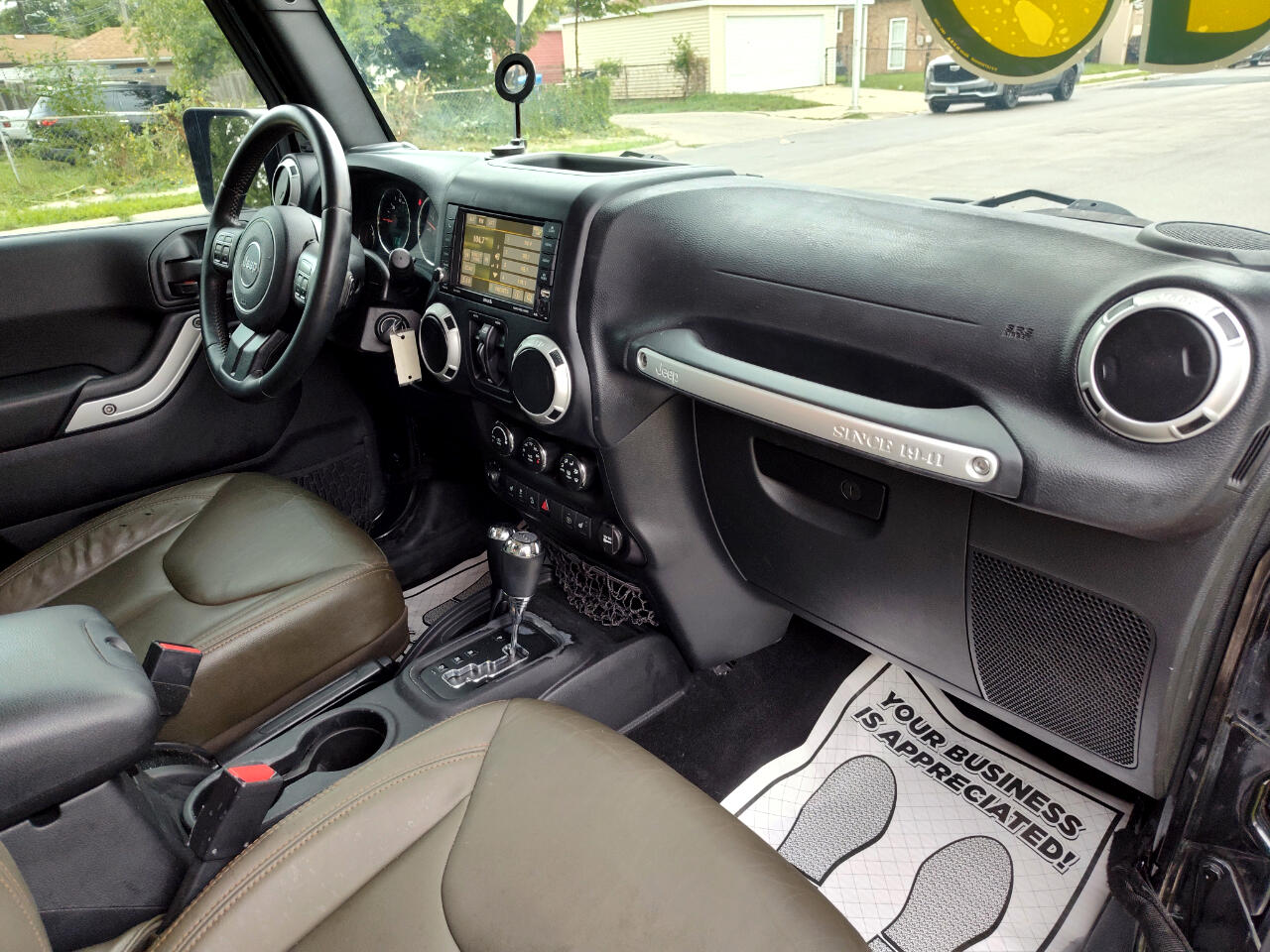 Jeep Wrangler Unlimited 4WD 4dr Sahara 2016