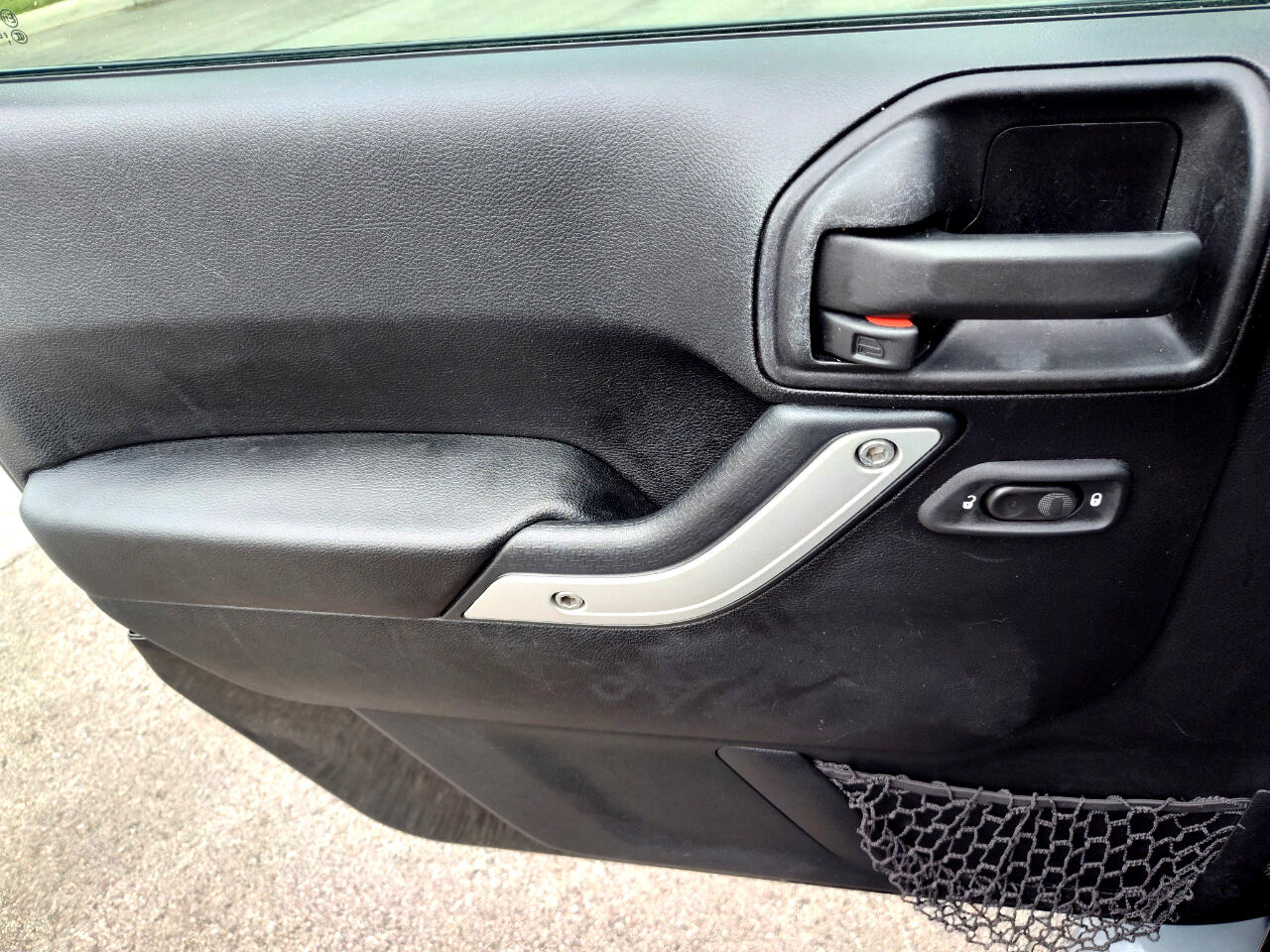 Jeep Wrangler Unlimited 4WD 4dr Sahara 2016