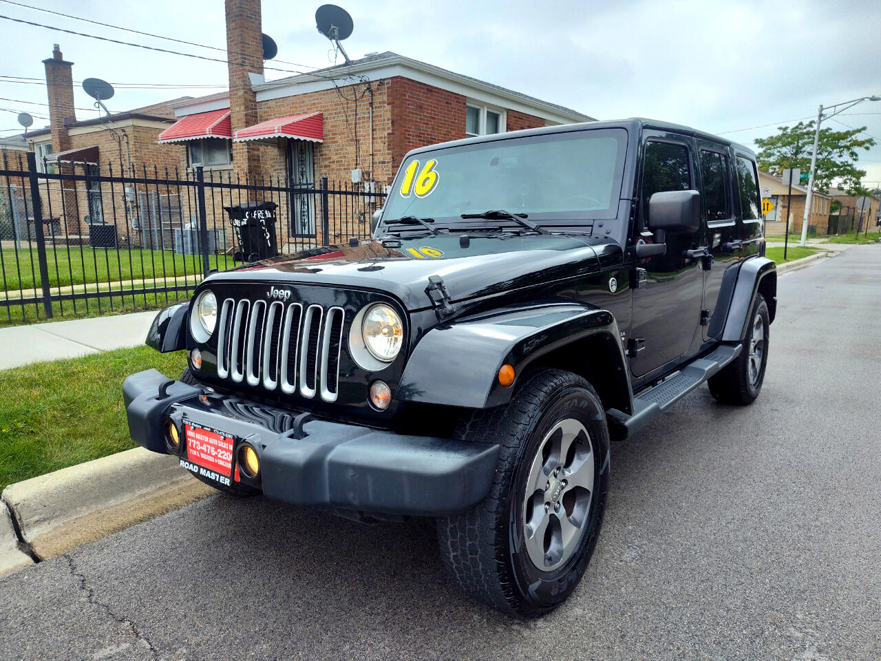 Jeep Wrangler Unlimited 4WD 4dr Sahara 2016