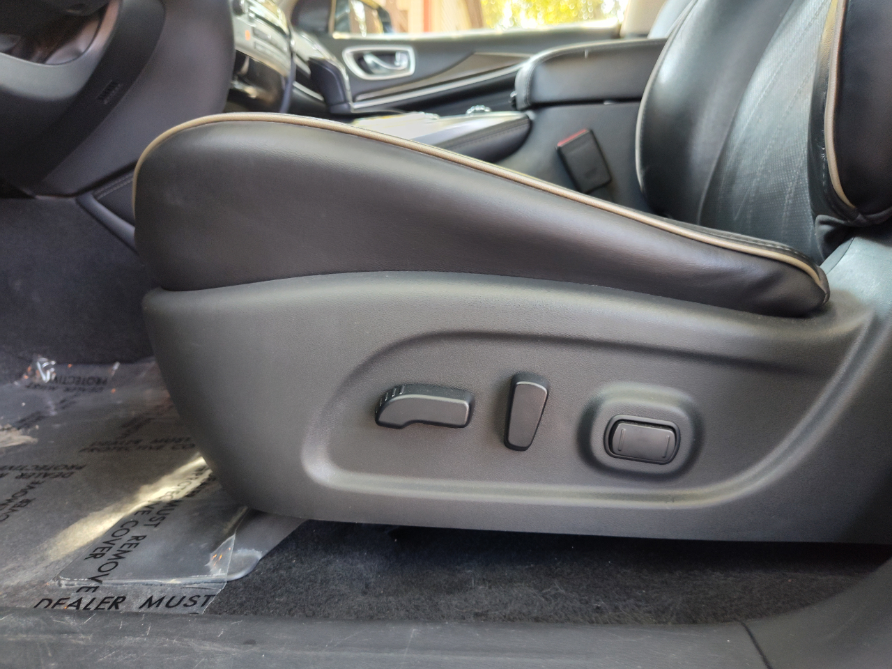 Infiniti QX60 LUXE AWD 2019