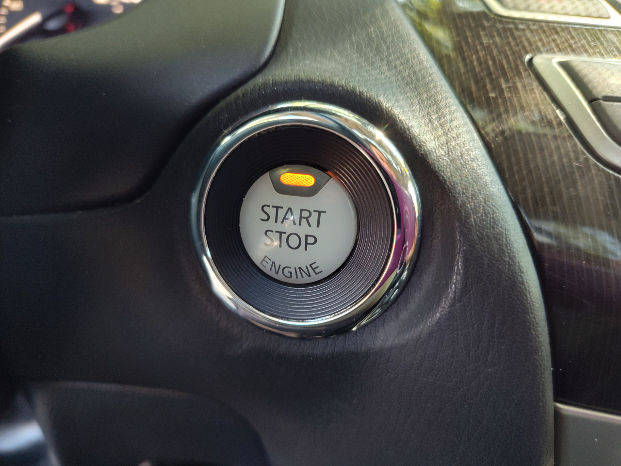 Infiniti QX60 LUXE AWD 2019