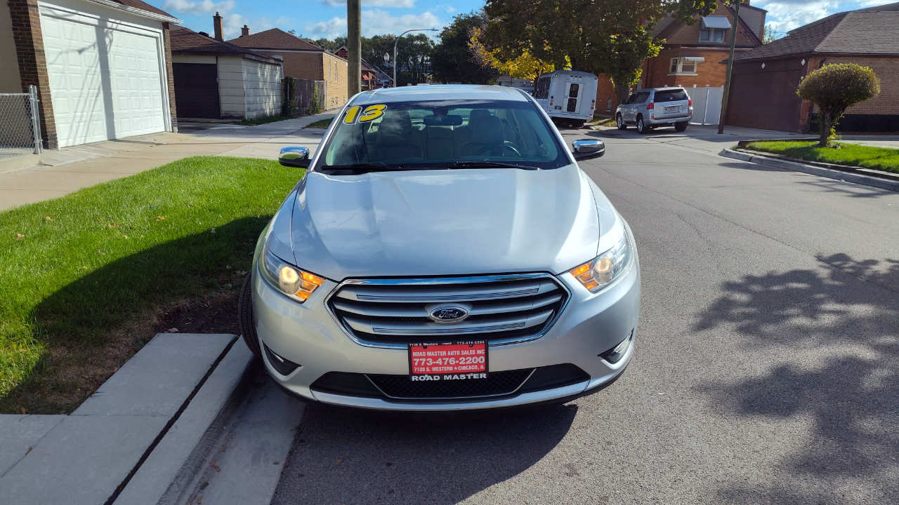 Ford Taurus 4dr Sdn Limited FWD 2013