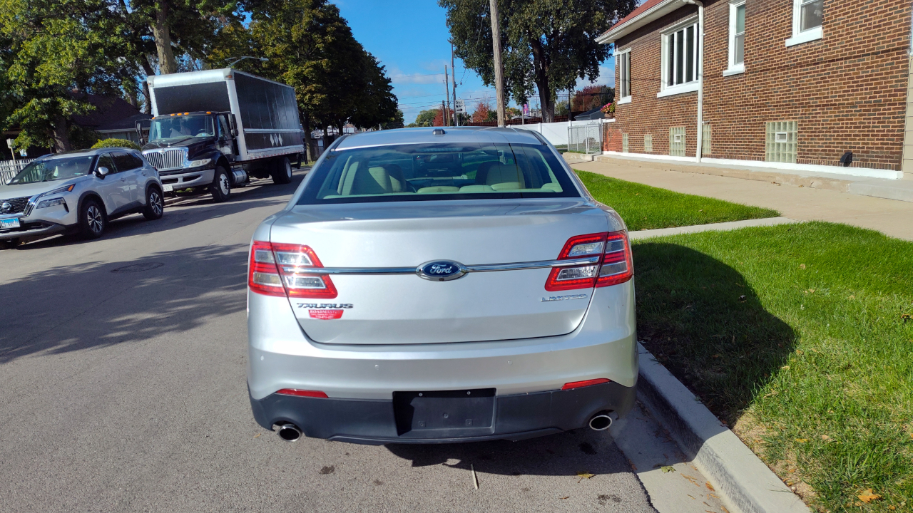 Ford Taurus 4dr Sdn Limited FWD 2013