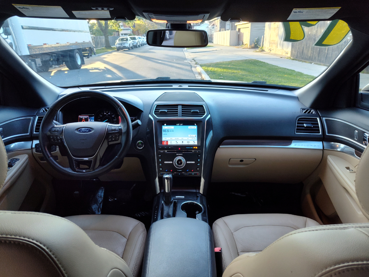 Ford Explorer Limited 4WD 2017