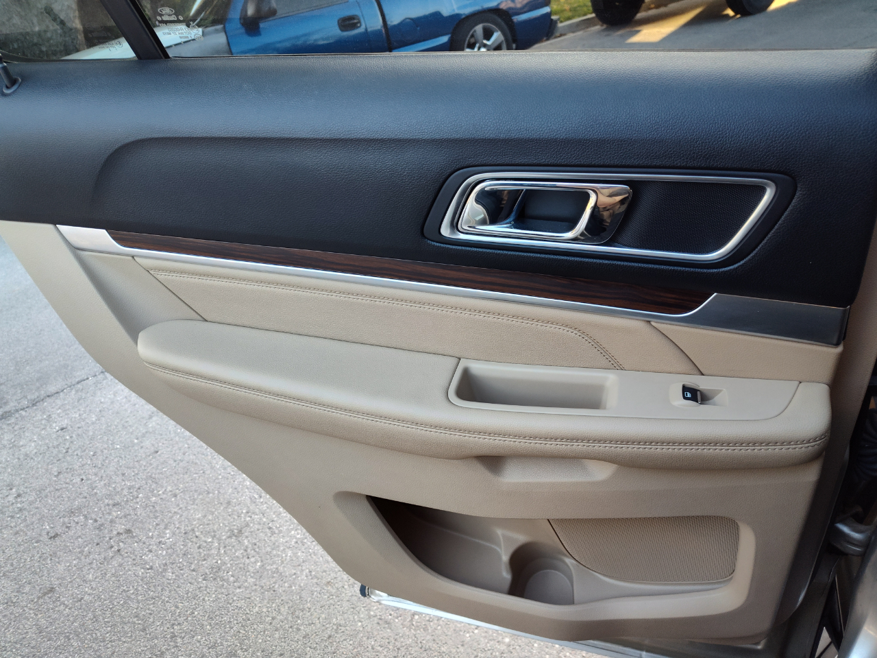 Ford Explorer Limited 4WD 2017