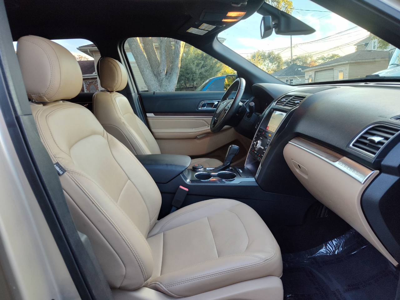 Ford Explorer Limited 4WD 2017