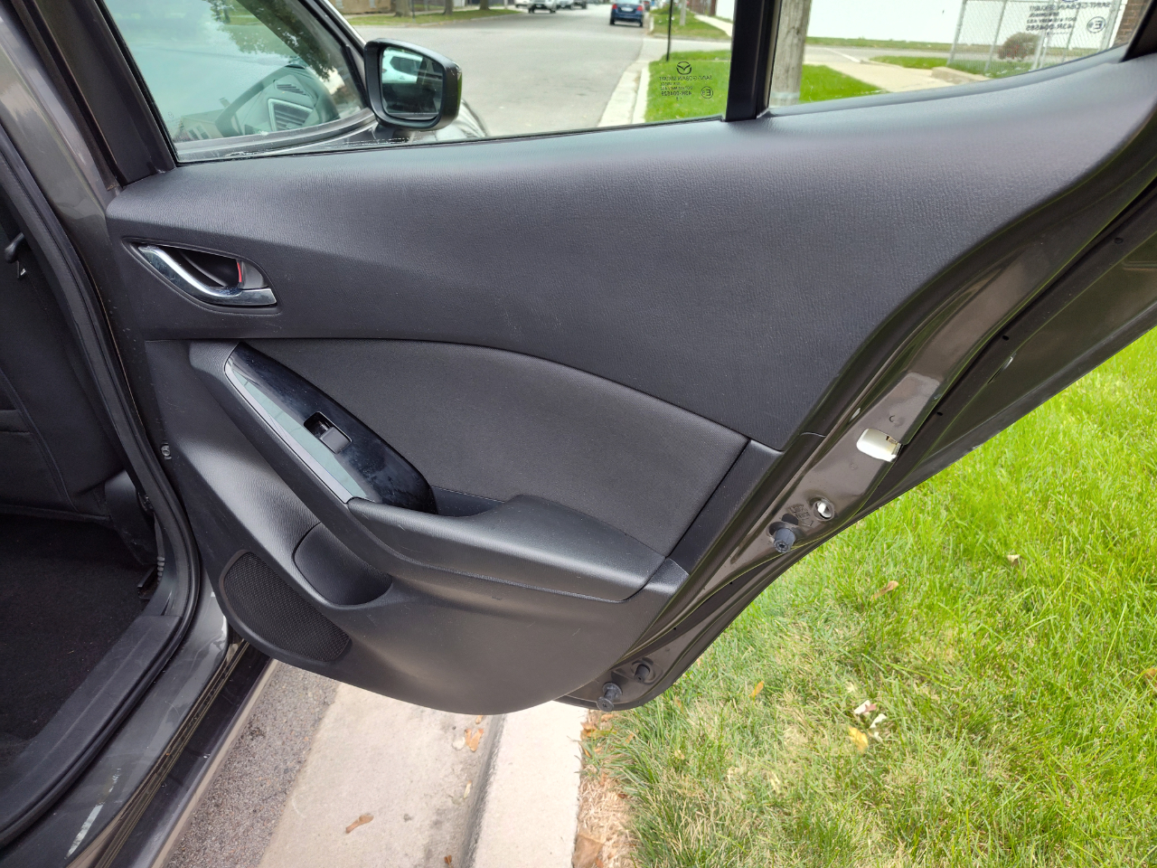 Mazda Mazda3 4-Door Sport Auto 2018