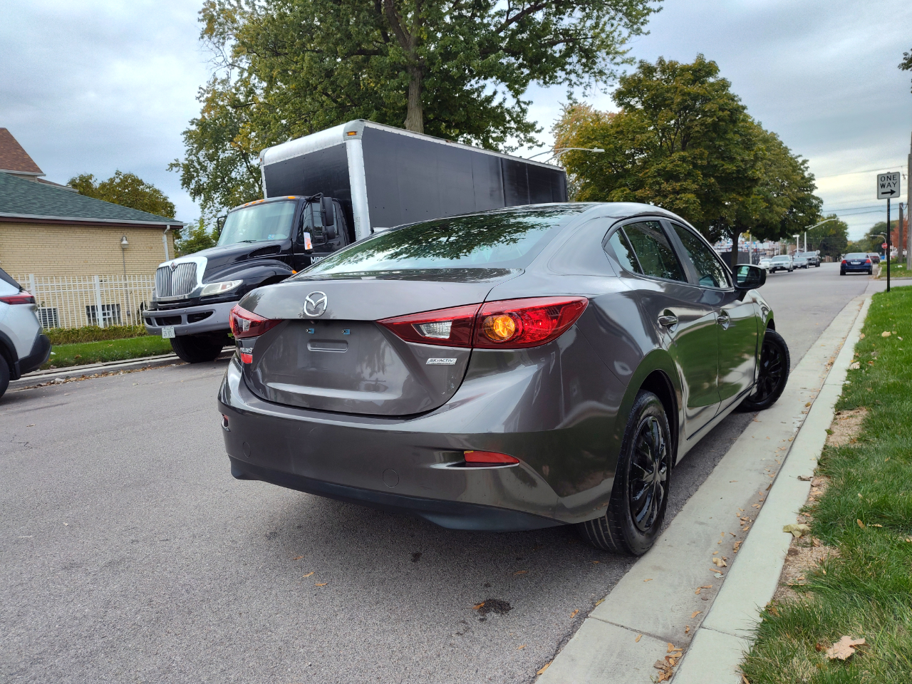 Mazda Mazda3 4-Door Sport Auto 2018
