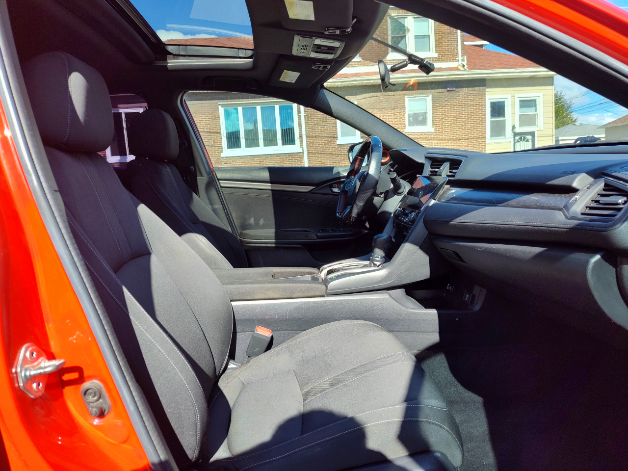 Honda Civic Hatchback EX CVT 2017