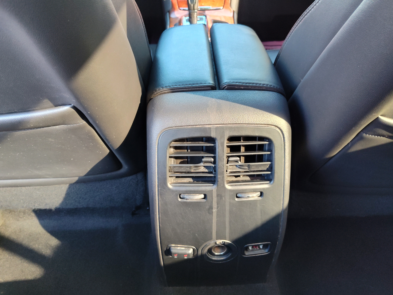 Lincoln MKS 4dr Sdn 3.5L AWD EcoBoost 2015