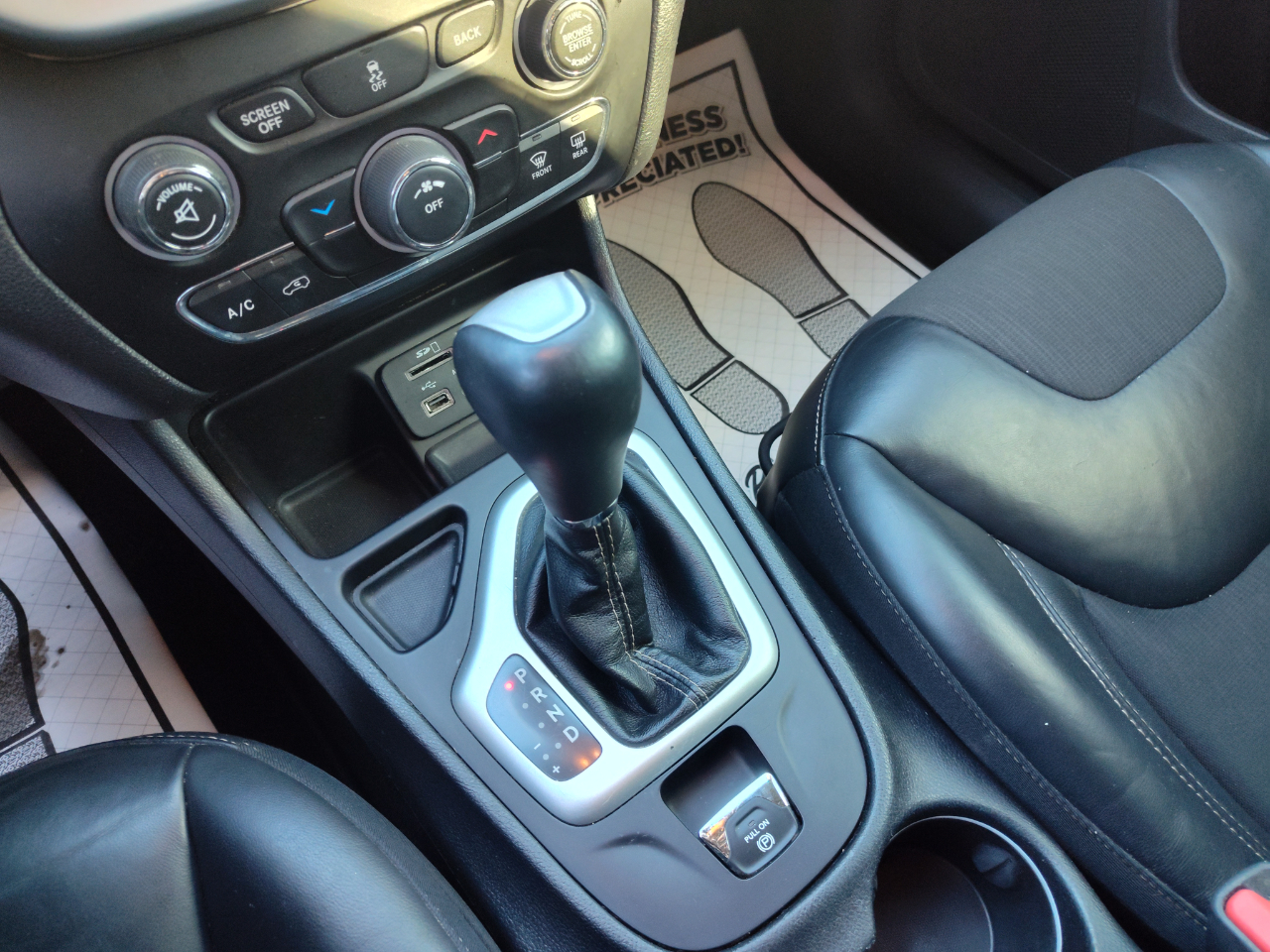 Jeep Cherokee Latitude Plus FWD 2018