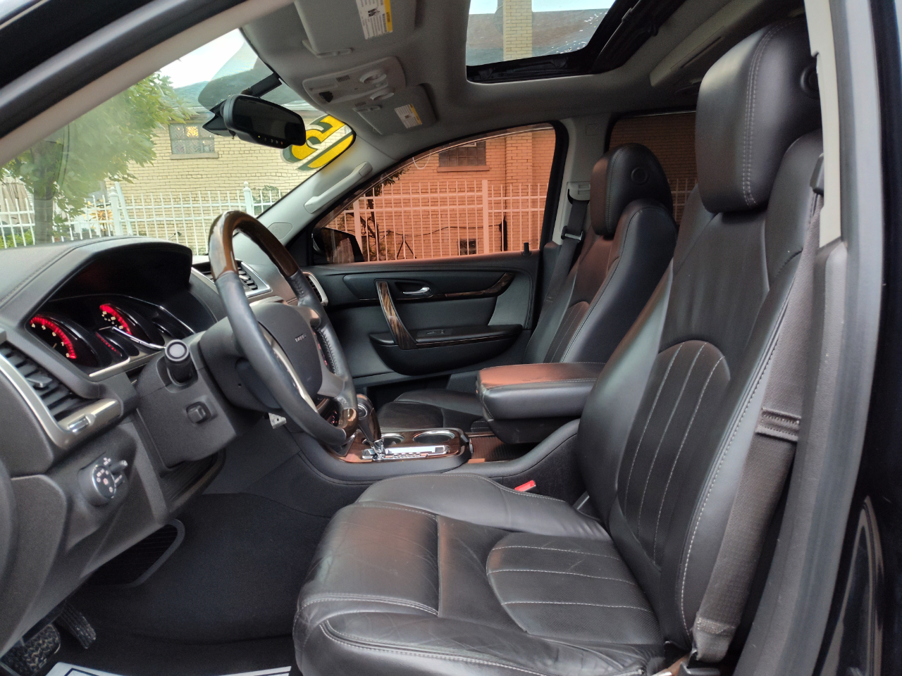 GMC Acadia AWD 4dr Denali 2015