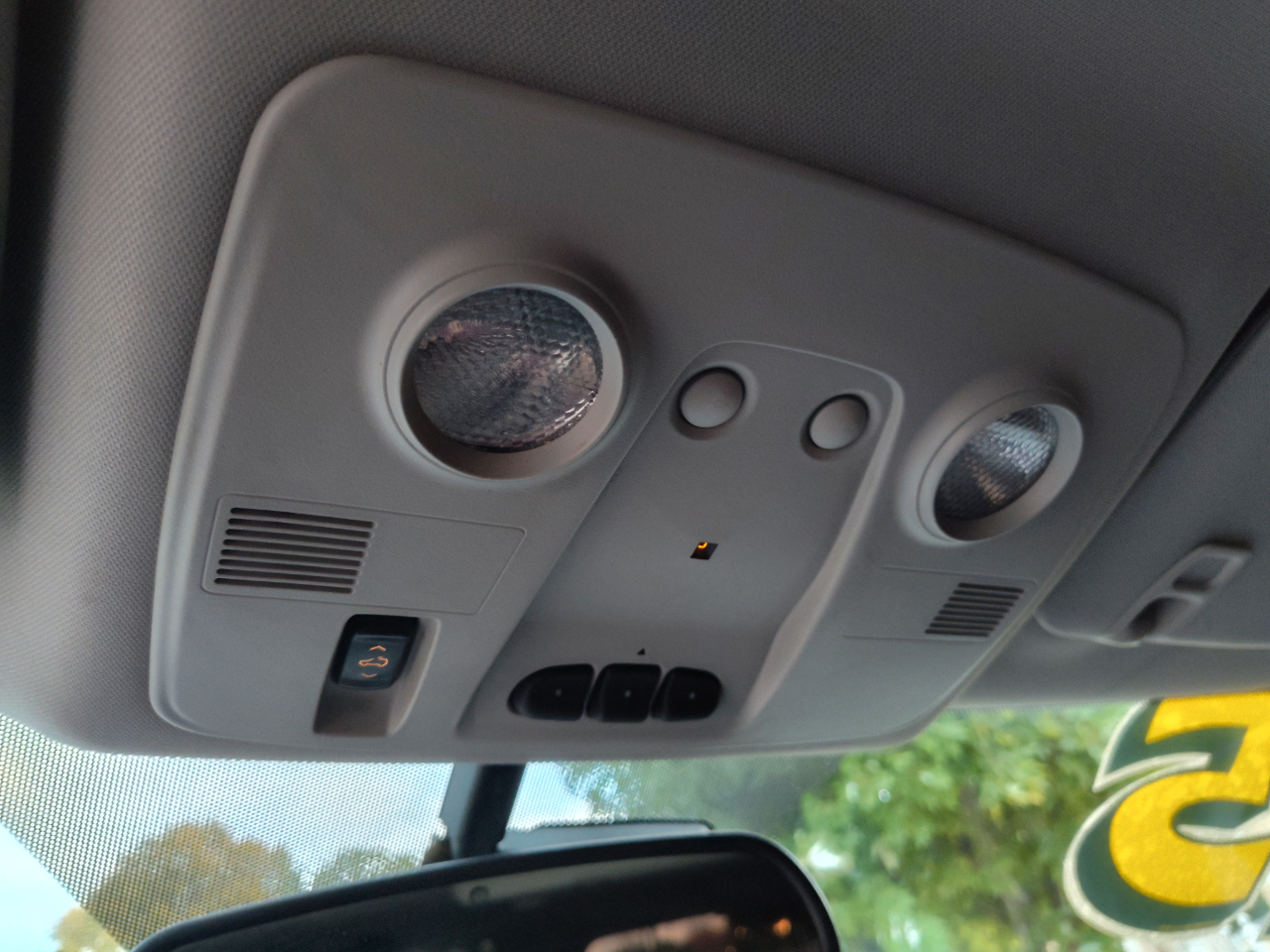 GMC Acadia AWD 4dr Denali 2015