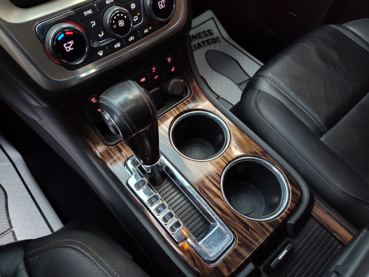 GMC Acadia AWD 4dr Denali 2015