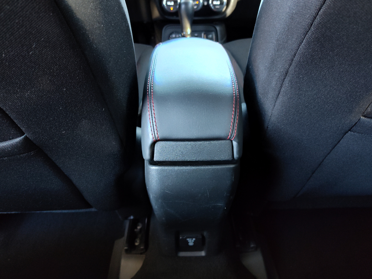 Jeep Renegade 4WD 4dr Trailhawk 2016