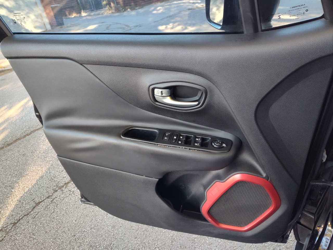 Jeep Renegade 4WD 4dr Trailhawk 2016