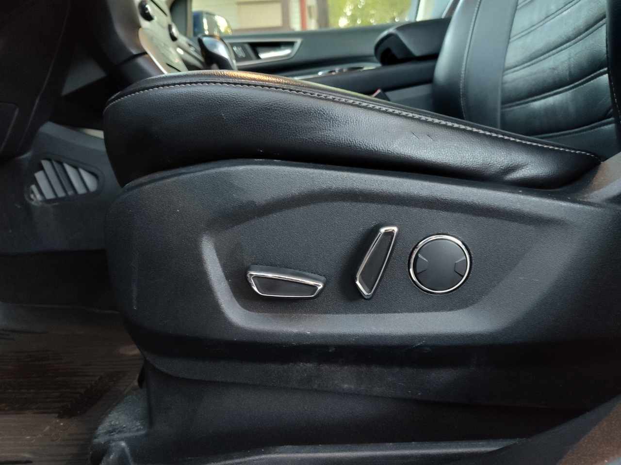 Ford Edge 4dr SEL AWD 2016