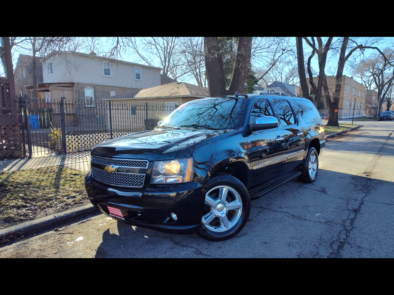 2014 Chevrolet Suburban 4WD 4dr LTZ