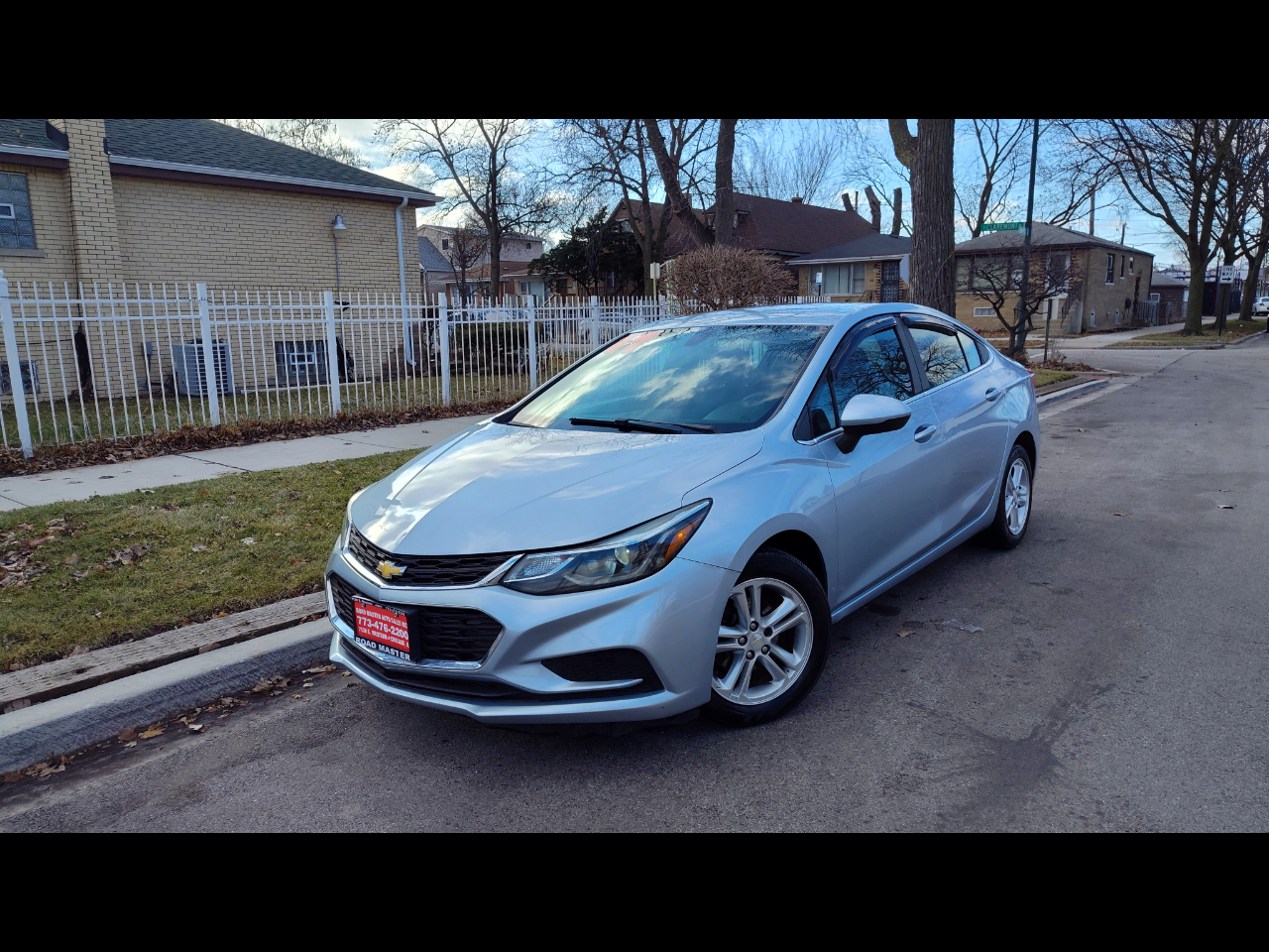 2017 Chevrolet Cruze 4dr Sdn 1.4L LT w/1SD