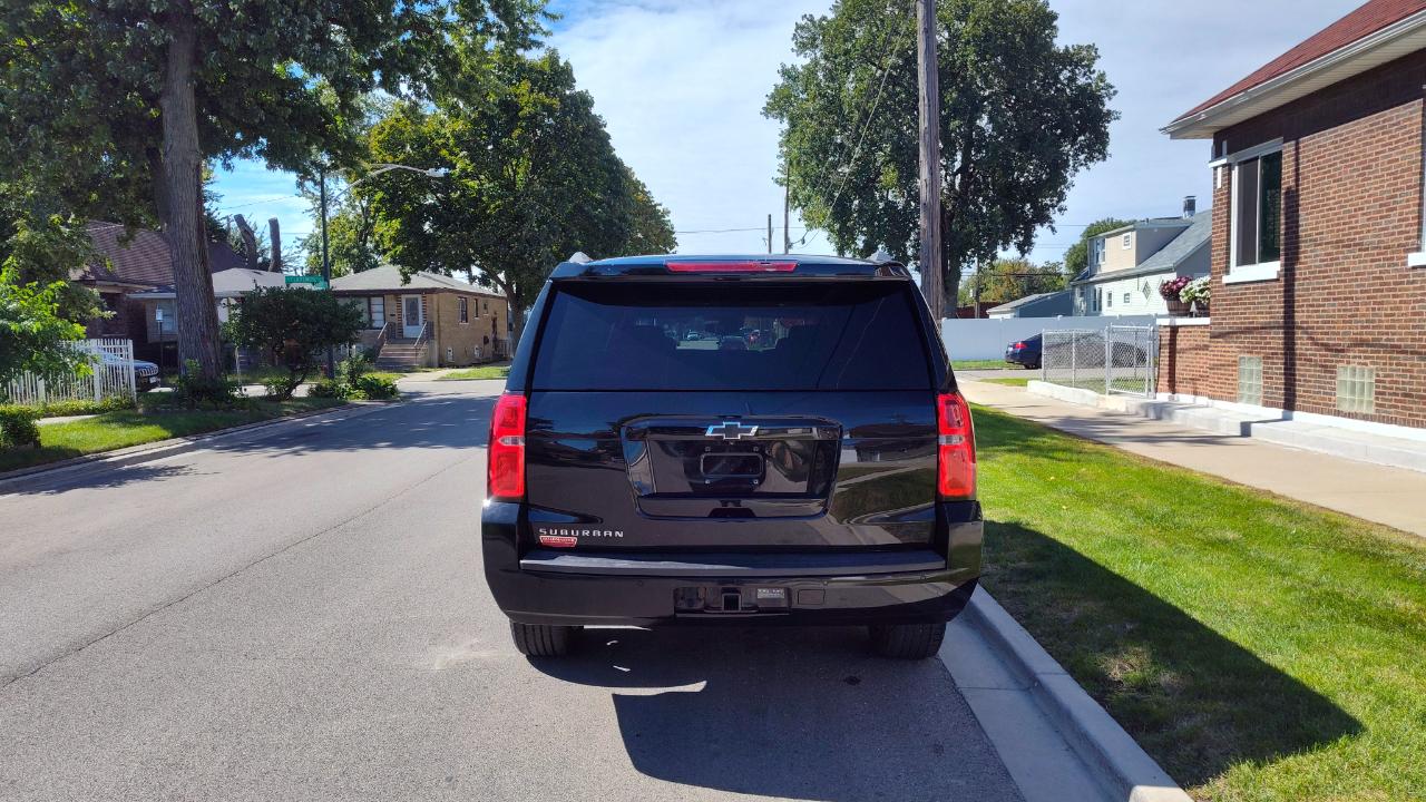 Chevrolet Suburban photo 7