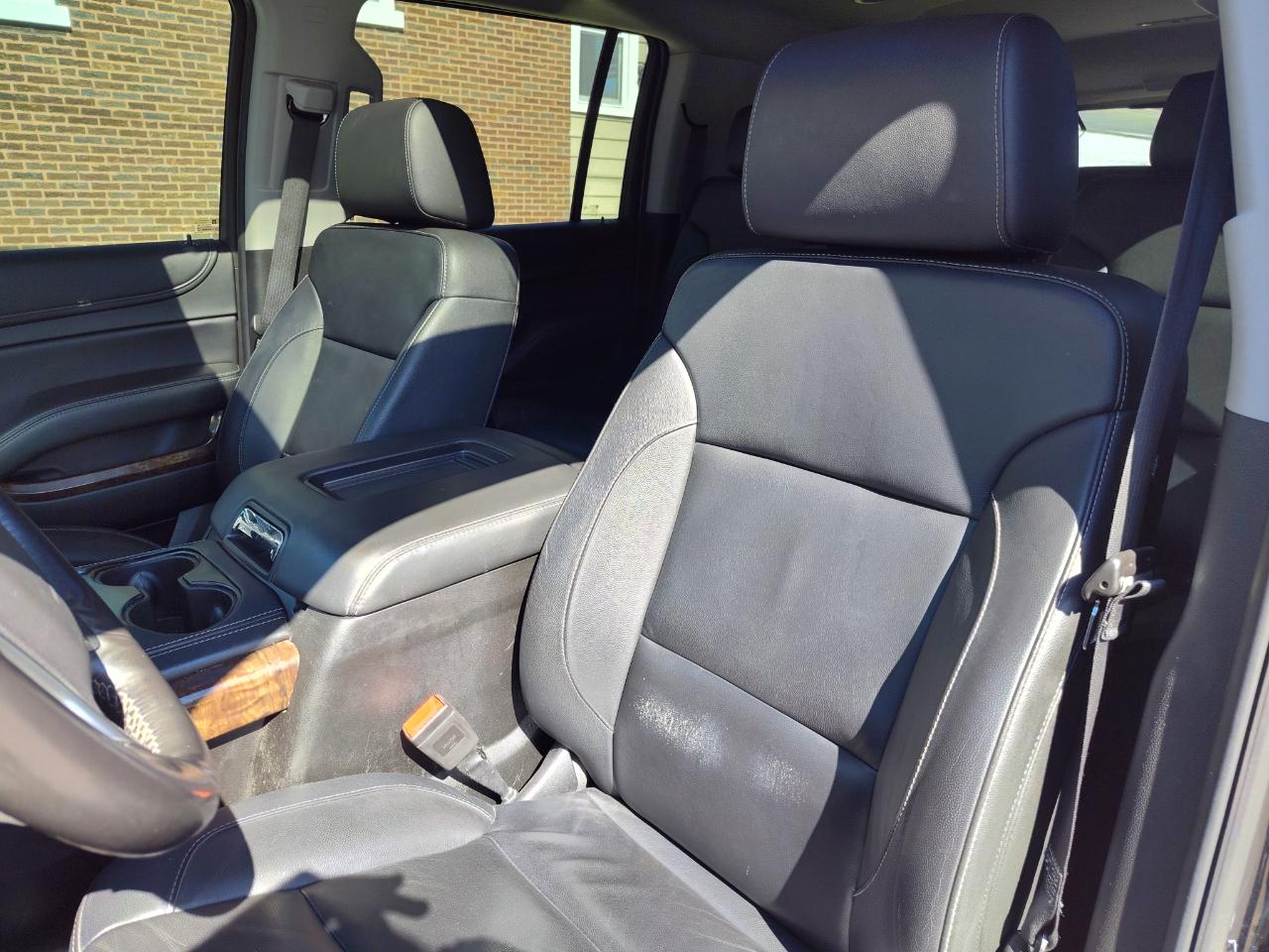 Chevrolet Suburban photo 27
