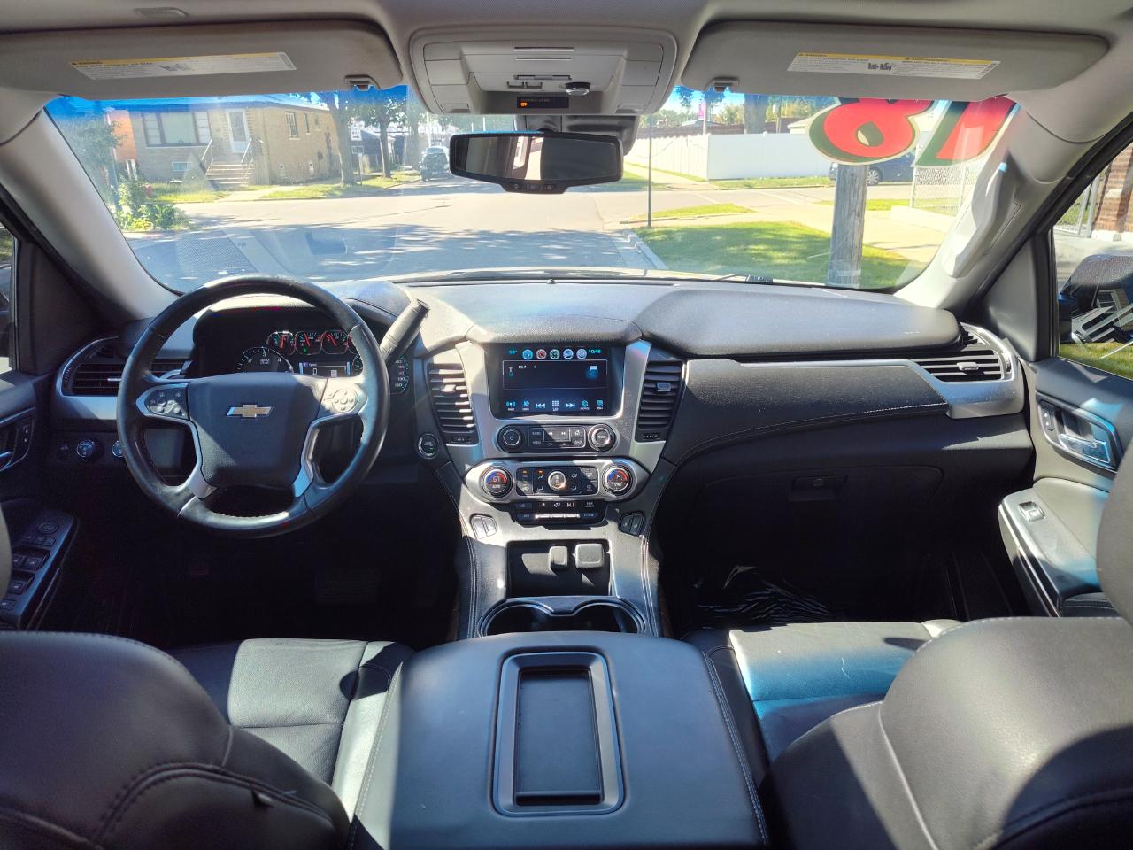 Chevrolet Suburban photo 34
