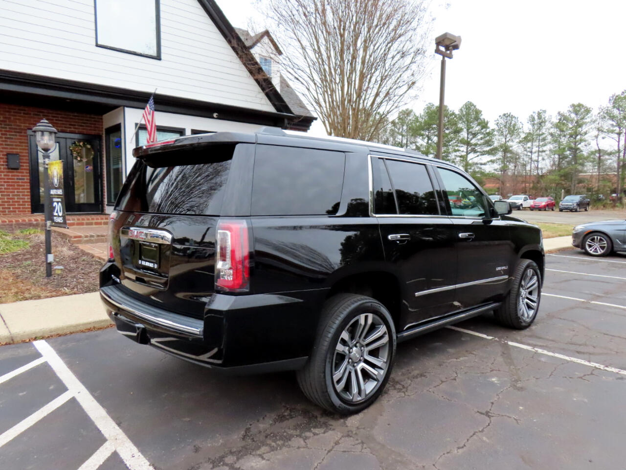 GMC Yukon Denali 4WD 2018