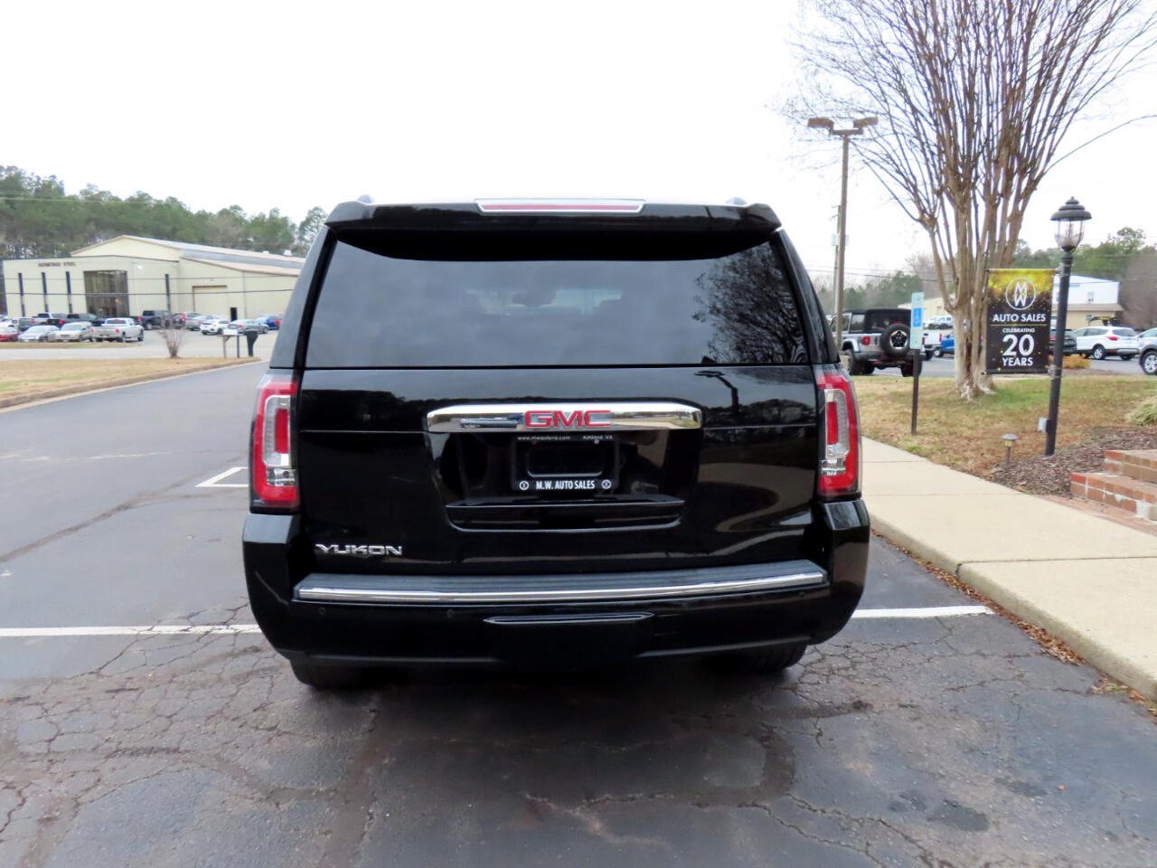 GMC Yukon Denali 4WD 2018