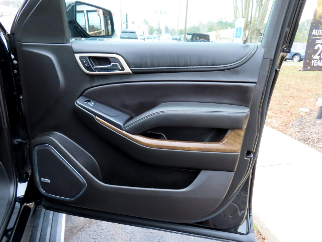 GMC Yukon Denali 4WD 2018