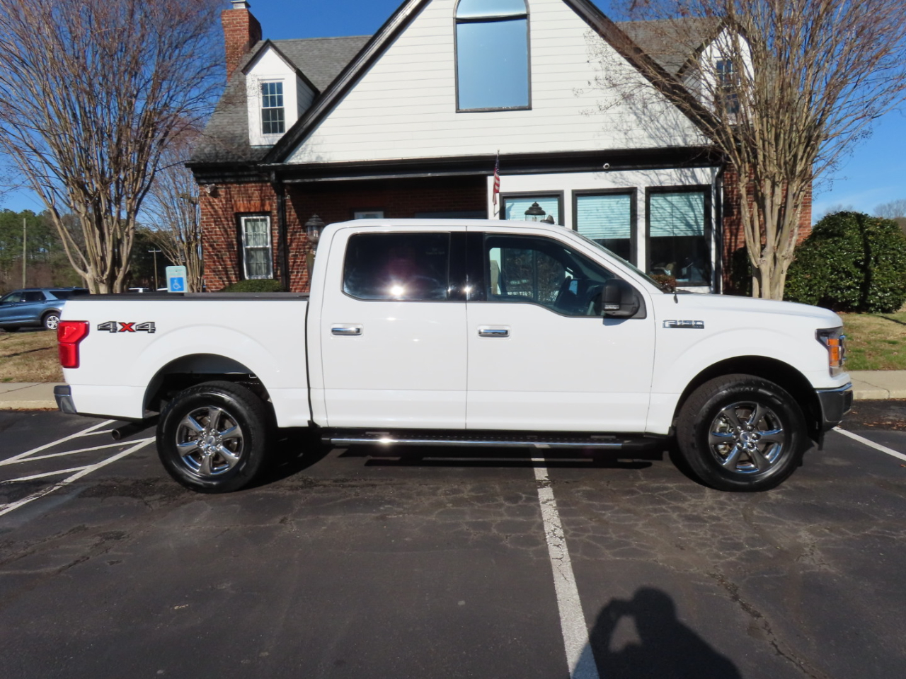 Ford F-150 4WD SuperCrew 139" XLT 2020