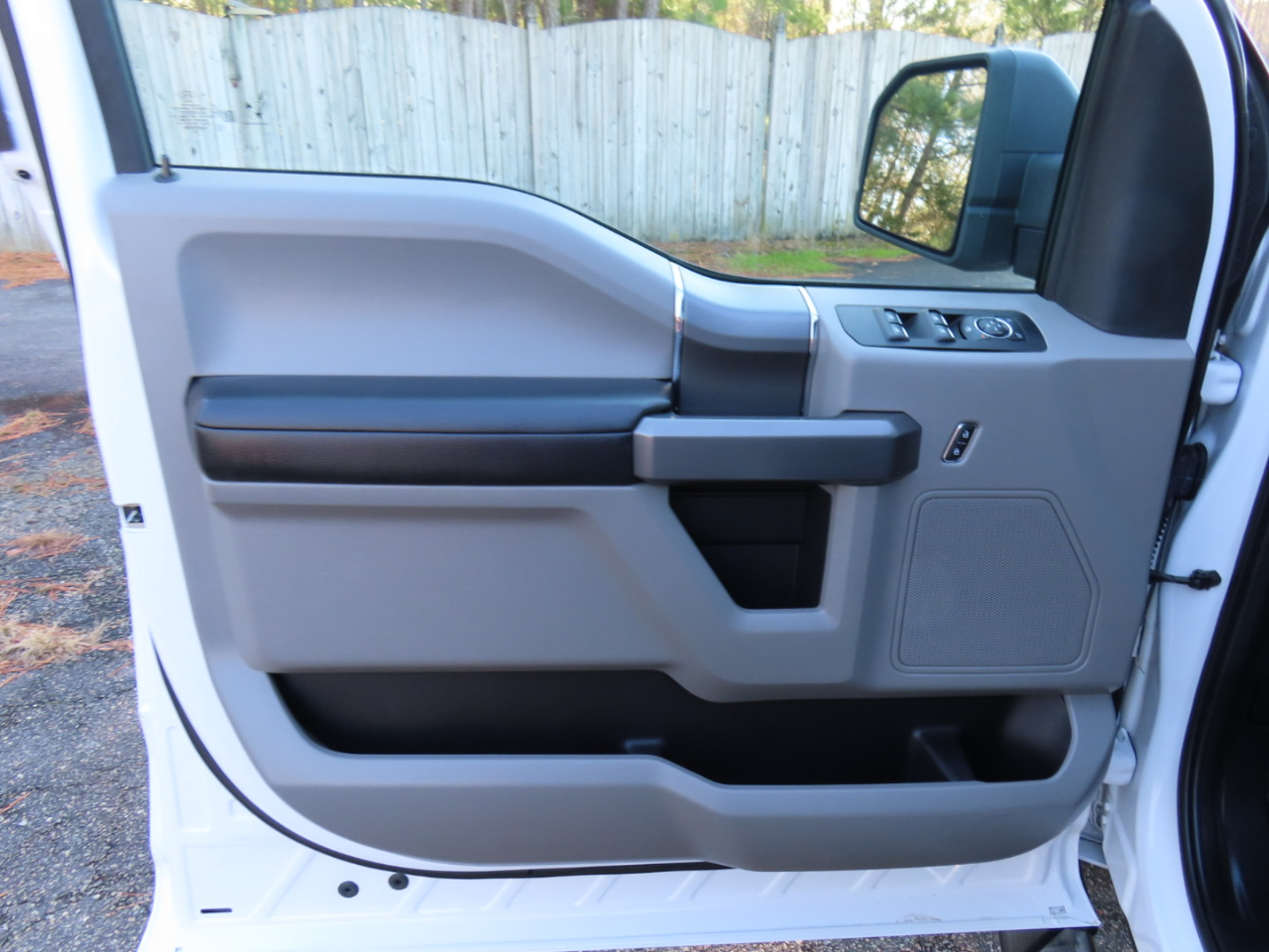 Ford F-150 4WD SuperCrew 139" XLT 2020