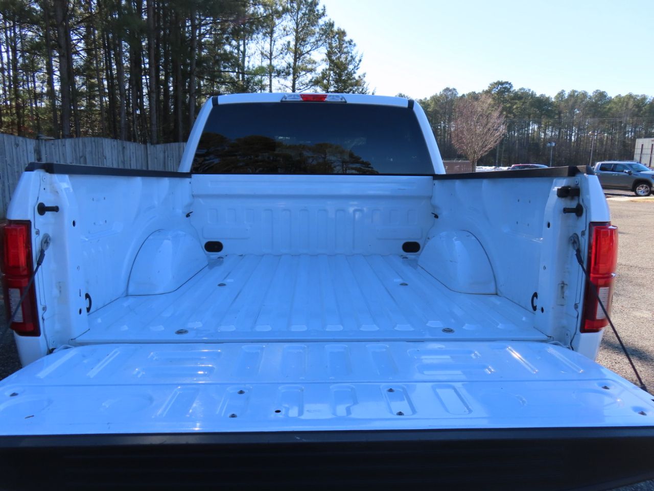 Ford F-150 4WD SuperCrew 139" XLT 2020