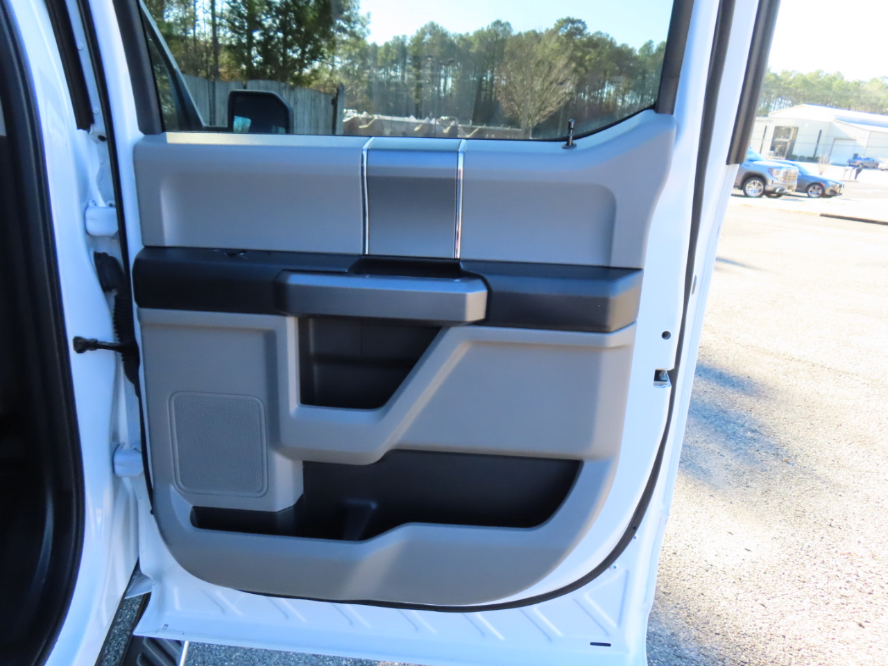 Ford F-150 4WD SuperCrew 139" XLT 2020