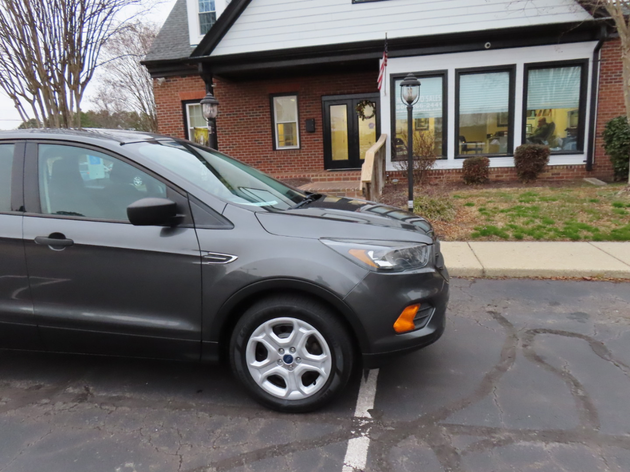 Ford Escape S FWD 2018